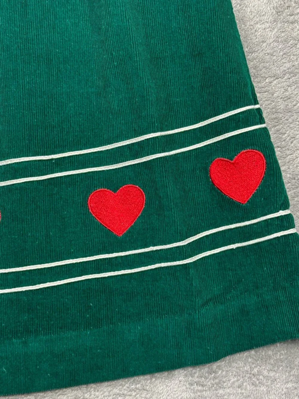Vintage Y2K Eagles Eye Green Corduroy Maxi Skirt Womens M Cottagecore Hearts